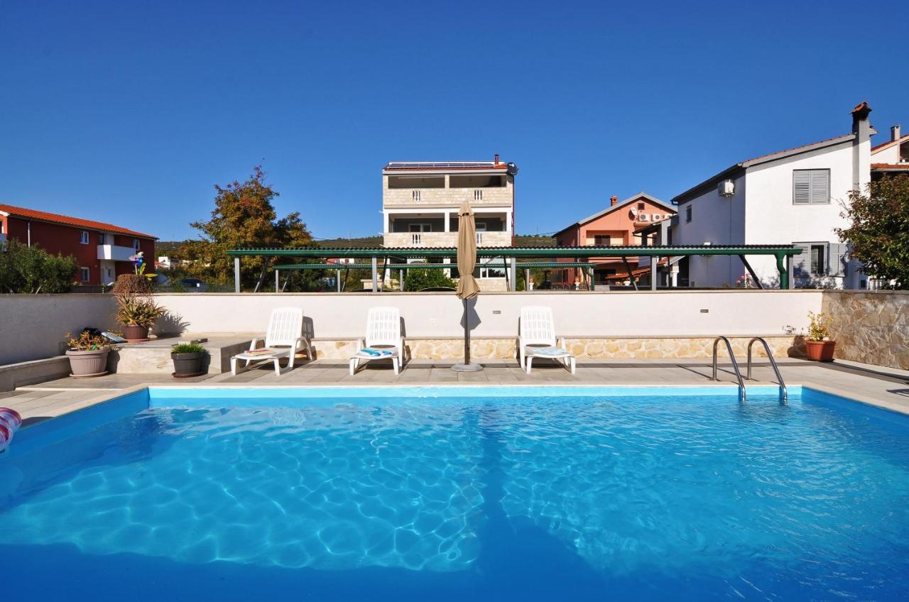 Apartment Tony With Private Pool Sukosan Bagian luar foto